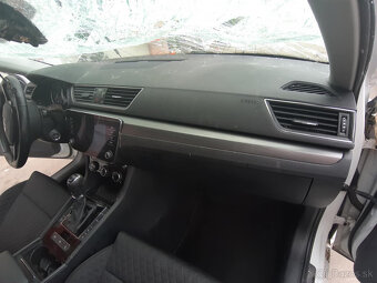 Škoda Superb combi 2,0TDi 140kw - 16