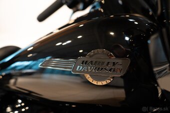 Harley Davidson Road Glide ULTRA LIMITED - 16