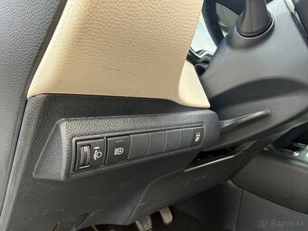 Toyota Corolla 1.6 VVTi Comfort Style Tech - 16