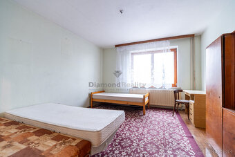 NA PREDAJ 6 IZBOVÝ RODINNÝ DOM S DVOMI BYTOVÝMI JEDNOTKAMI | - 16