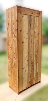 Masívne skrine z červeného smreku. - 16