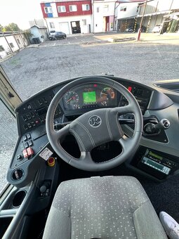 Setra S 415 H. €5 lift - 16