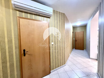 Reality KOMPLEX s.r.o. ponúka na PRENÁJOM veľkometrážny 3 iz - 16