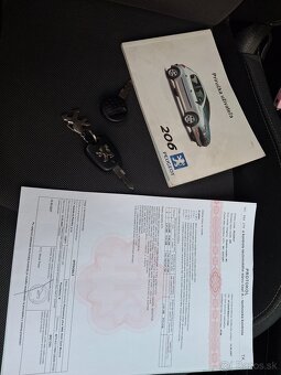 Peugeot 206 1.4i TOP STAV  - 16