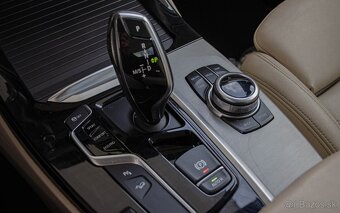BMW X3 xDrive20d M Sport A/T A8 - 16