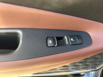 Hyundai Santa Fe - 16