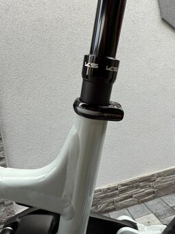 BESV TRS 1.5 L zanovny 3/2024 celoodpružený v záruke - 16
