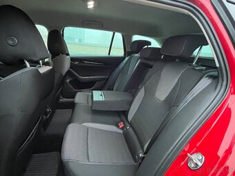Škoda Octavia Combi – TOP STAV - 16