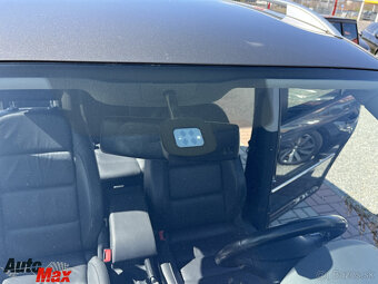 Volkswagen Touran 1.6 TDI highline DSG - 16