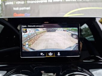 Mercedes-Benz GLA 180 A/T - 16