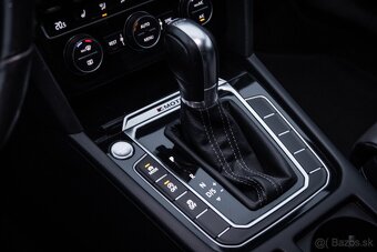 Volkswagen Passat Variant 2.0 BiTDI R-Line 4MOTION DSG - 16