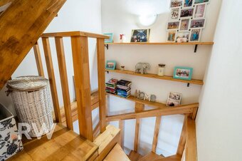 ÚTULNÝ 2 izb. BYT s POZEMKOM a PARKINGOM - Hrachová, Bratisl - 16