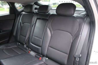 HYUNDAI I30 FASTBACK - PREDAJ AJ NA SPLÁTKY - 16