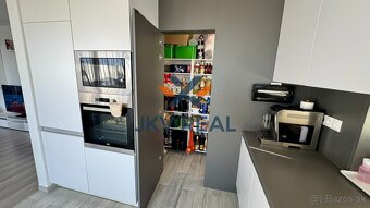 3izbový byt (75m2) so záhradkou (84m2) a parkovacím miestom  - 16