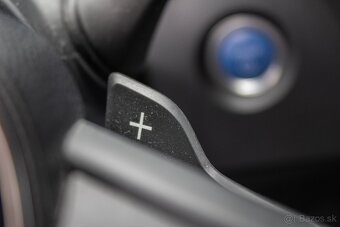 Toyota Corolla Hybrid 2.0 CVT / AJ NA SPLÁTKY / PROTIÚČET / - 16
