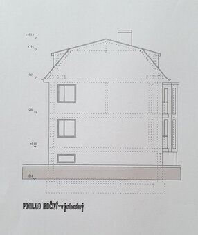 VEĽKÝ  DOM V MESTE SEREĎ - 16