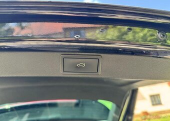Škoda Octavia 2.0 TDI FULL LED STYLE COMBI nafta manuál - 16
