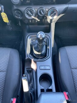 TOYOTA HILUX — NA PREDAJ / NA SPLÁTKY - 16