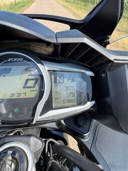Yamaha FJR 1300 ES (2015) - 16