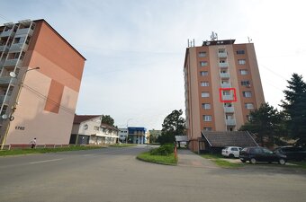 REZERVOVANÉ - PEKNÁ GARSÓNKA S LOGGIOU  V CENTRE TREBIŠOVA - 16