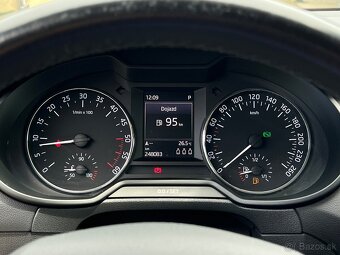 ✅ ŠKODA OCTAVIA COMBI 2.0TDI 110kw DSG STYLE bez AdBlue - 16