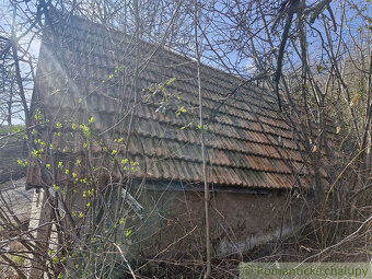 Pozemok s pivničným domčekom - najkrajší výhľad v Pukanci - 16