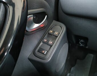 Dacia Duster 1.5 dCi 80KW Comfort 4x4 - 16