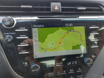 Toyota Camry 2.5 Benzin-Hybrid, Executive, 131 kW - 16