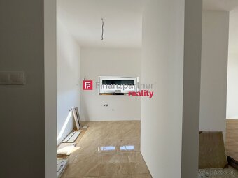Nehnuteľnosť Veľké Blahovo - NA PREDAJ LUXUSNÁ 4-IZBOVÁ NOVO - 16