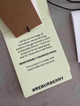 Burberry originál tenký šál, šatka, pc 339€ - 16