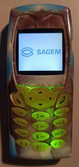 Retro mobily rôznych značiek - 16