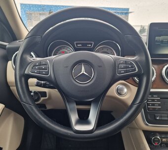 MERCEDES-BENZ GLA 180 A/T - 16