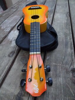 Predám krásne Ukulele Baton Rouge-ešte pôvodná 1.séria - 16
