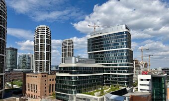 Prenájom 4 izbový byt na Landererovej ulici Bratislavy. - 16