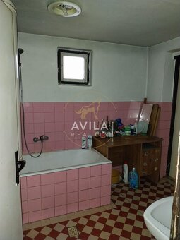 TOP NA PREDAJ: 4izbový rodinný dom s pozemkom 792m2 - Jelka - 16