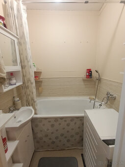 Predaj – 3 izbový byt, pôvodný stav, 70m2, Nová Dubnica - 16