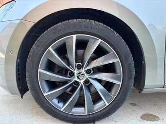 Škoda Superb 3 2.0tdi Laurin&Klement 4x4 webasto ACC/DCC - 16