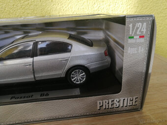 modely 1:24 na predaj (4)(Porsche, BMW, Lamborghini, VW) - 16