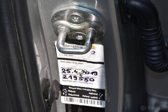 Kia Sorento 2.2 CRDi VGT 4WD LX A/T 7m. - 16