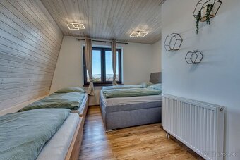 NOVÁ CENA | Rekonštruovaná wellness chata – Vrbov - 16