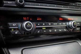 BMW Rad 5 M550d xDrive, 280kW, A8, 4d. - 16