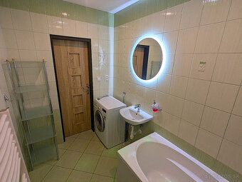 Atraktívny 2 izbový Krosnianska, Furča, rekonšt., zariadený - 16