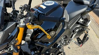 Yamaha FZ8 - 16