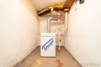 4-izbový rodinný dom s veľkým pozemkom a garážou – Borský Mi - 16