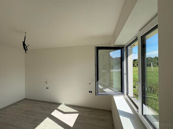 Novostavba v Nesvadoch - 16