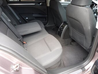 Škoda Superb Combi 2.0 TDI CR 140k Comfort DSG - 16