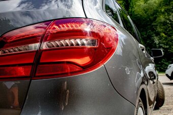 Mercedes-Benz B trieda 220 4matic A/T - 16