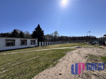 Na predaj budova s veľkým pozemkom–priemyselná zóna,Gbely - 16