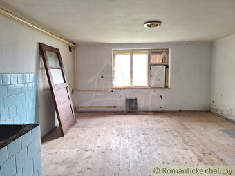 Priestranný dom na Liptove, ktorý má výhľad z izby na Kriv - 16