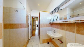 RD s 2 bytovými jednotkami - 170m2, Odbojárska ulica - 16